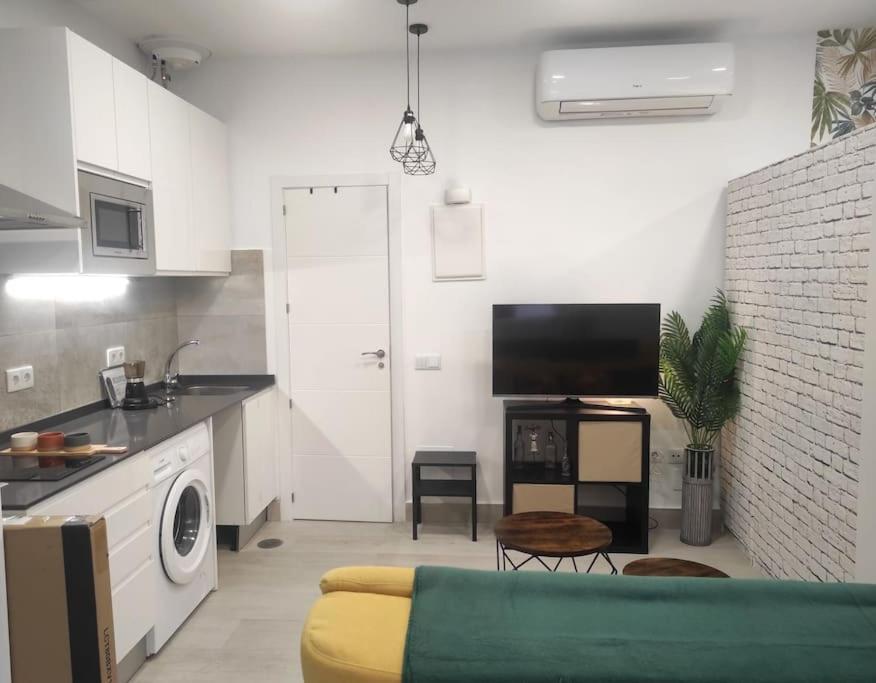 Comfortable Studio In Barrio Salamanca - Bejar Madrid Exteriör bild